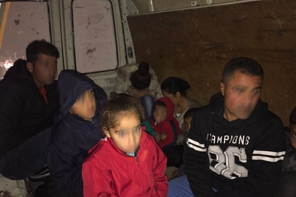 Istanbulská polícia zatkla 36 ľudí podozrivých z členstva v Islamskom štáte