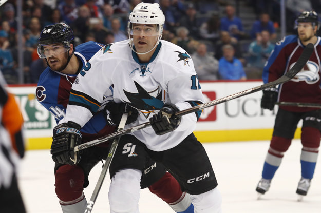 Patrick Marleau odohral proti Coloradu skvelý zápas.