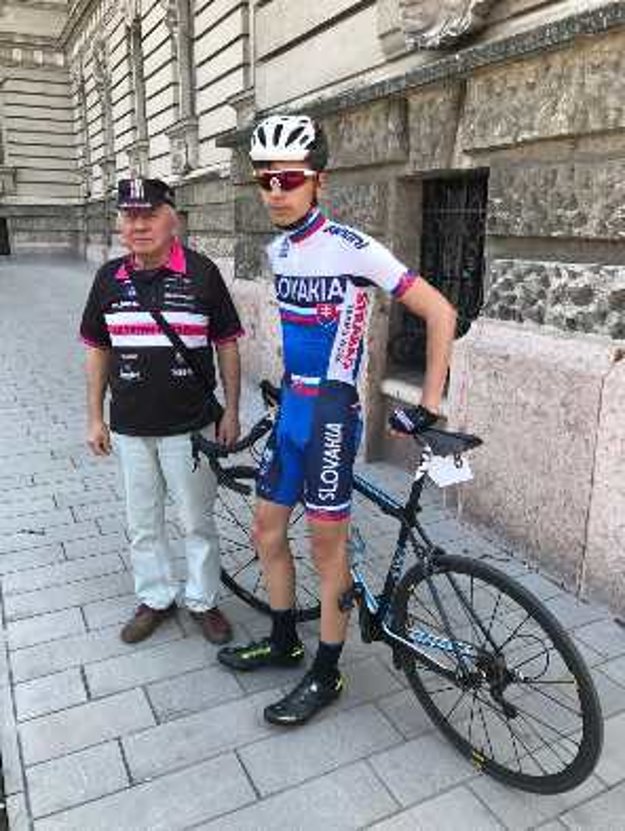 Adrian Patay ako člen reprezentačného tímu Gyor s Júliusom Balážom.