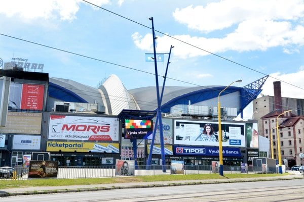 Košická Steel Aréna. Pred hokejovými majstrovstvami sveta v roku 2019 musí prejsť viacerými úpravami. 