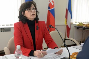 Lucia Žitňanská, podpredsedníčka vlády a ministerka spravodlivosti SR počas výjazdového rokovania 90. schôdze vlády SR na Mestskom úrade v Hnúšti.