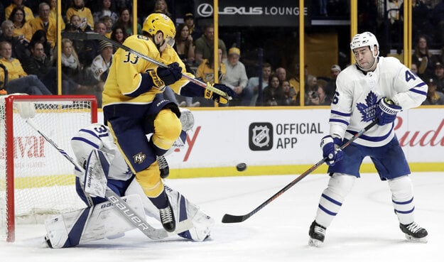 Momentka zo zápasu medzi Nashvillom a Torontom.