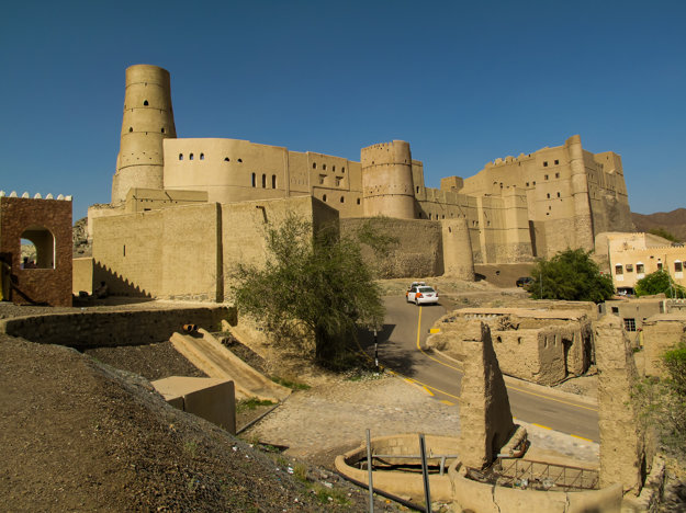 Pevnosť Bahla Fort, Omán.