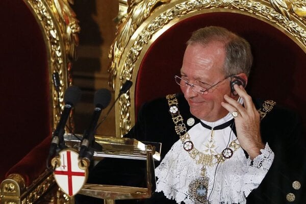 Britský princ Andrew odmieta účasť na sexuálnych zločinoch Epsteina