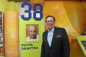 Terry Lee Christensen navštívil aj ZŠ Pavla Demitru v Dubnici.