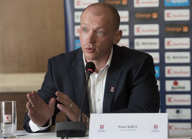 Na snímke výkonný riaditeľ Slovenského zväzu ľadového hokeja (SZĽH) Peter Kruľ.