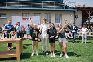 Ocenenia odovzdával aj futbalista Sebastián Kóša.