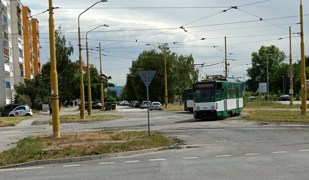 Súčasťou modernizácie trate je aj obnova obratiska električiek. (zdroj: Korzár/Peter Jabrik)