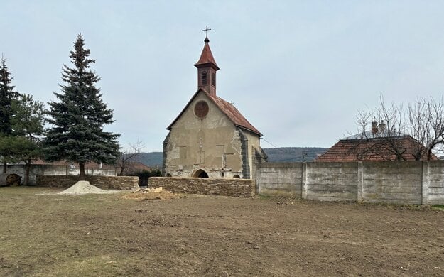 Kaplnka sv. Kunhuty vo Veľkom Šariši pred rekonštrukciou. (zdroj: laz)