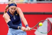 Rebecca Šramková vs. Jesika Malečková: ONLINE prenos z 1. kola WTA Praha 2025.