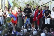 Primátor Budapešti Gergely Karácsony vystúpil ako podporovateľ oficiálne zakázaného pochodu Pride v Budapešti 28. júna.