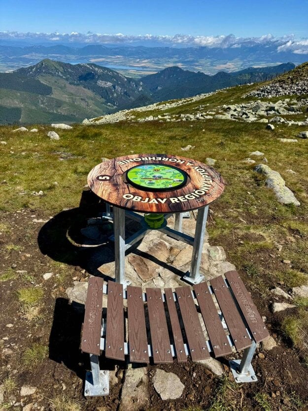 Stôl dvoch regiónov. (zdroj: Visit Liptov)