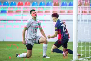 Martin Macák sa tešil z gólu do siete Slávie TU Košice. Až neskôr po zápase zásah rozhodcovia prekvalifikovali ako vlastenec. 