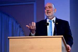 Izraelský veľvyslanec v Nemecku Ron Prosor.