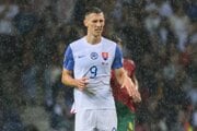 Róbert Boženík v drese Slovenska.
