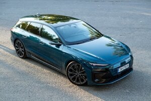 Audi S6 Avant e-tron