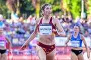 Slovenská atlétka Emma Zapletalová počas mítingu P-T-S v Banskej Bystrici 2025.