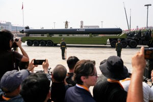 Podvodný dron AJX002.