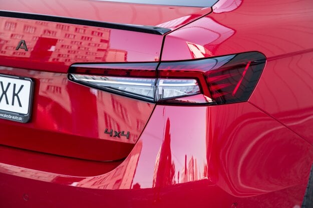 Škoda Superb Sportline (zdroj: Marek Čepa)