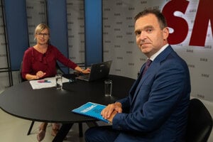 Ódor v Aréne: Zabíjajú ekonomiku. Už ostáva zdaniť len kyslé