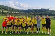 Futbalisti Višňového sú ako nováčik v piatej lige naďalej stopercentní. Zverenci Michala Šajnohu tentoraz uspeli na ihrisku v Tvrdošíne 2:1. 