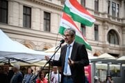 Ákos Hadházy, politik a aktivista a jeden z organizátorov protivládneho protestu.