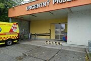 Zdravotníci v martinskej nemocnici využívajú bicykel na rozvoz vzoriek. 