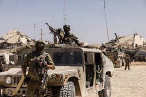 Vojnu chcú Netanjahu aj Hamas, tvrdia Palestínčania. Na prímerie sa pozerajú s nádejou