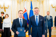 Peter Pellegrini a nový veľvyslanec v Malajzii Peter Spišiak.