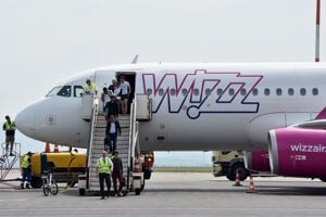 Wizz Air neustupuje, v Bratislave pridáva ďalších dvanásť nových liniek