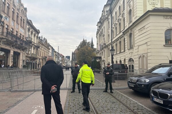 Košickú Hlavnú pred rokovaním vlád uzavreli.