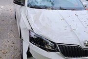 Vodič na ceste zrazil muža a z miesta nehody ušiel.