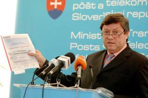Exminister dopravy Pavol Prokopovič (SDKÚ) tvrdí, že si nepamätá podrobnosti prestavby bratislavského letiska v roku 2005.