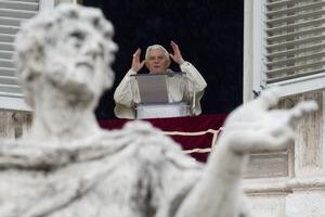 Pápež Benedikt XVI.  by mal nové pravidlá zverejniť dnes.