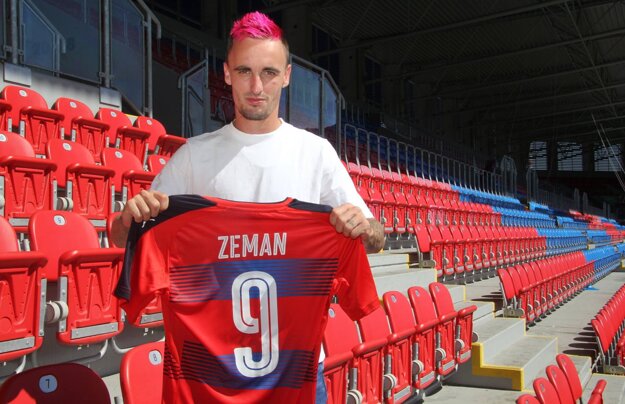 Martin Zeman prichádza zo Sionu.