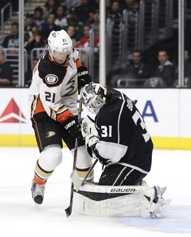 Peter Budaj počas prípravného stretnutia pred začiatkom NHL.