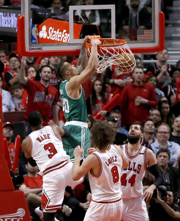 Gerald Green dáva kôš.