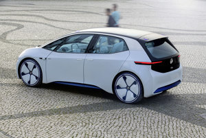 Na podporu kúpy elektromobilov a hybridov sa rezervovalo 1,4 mil. eur
