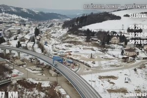 Práce na úseku diaľnice D3 Čadca, Bukov - Svrčinovec prebiehajú podľa harmonogramu. 