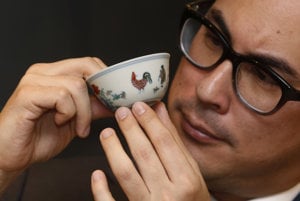 Z predaukčnej výstavy v Sotheby´s v Hong KOngu.