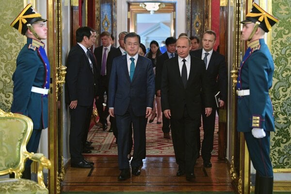 Putin a Mun podporili denuklearizáciu Kórejského polostrova