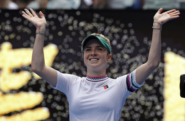 Elina Svitolinová sa teší po triumfe nad Kužmovou.
