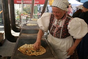 Gruľovníky sú absolútnou legendou, pred stánkami, ktoré ich vyrábajú, bývajú najdlhšie rady.