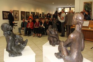 Výstava v Art galérii Schürger v Tvrdošíne k 100. výročiu marodenia Vincenta Hložníka.