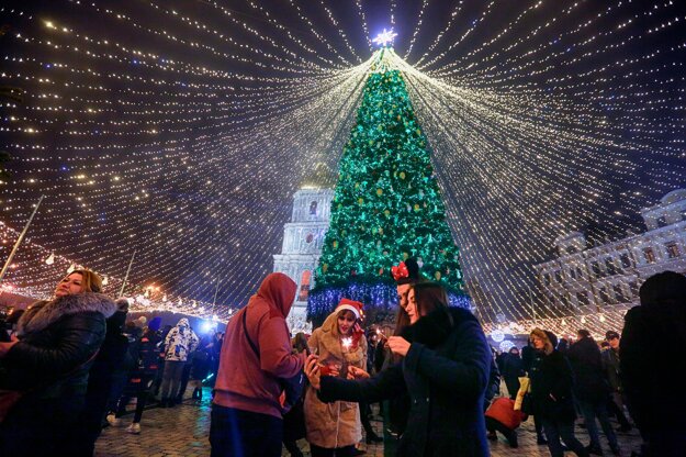 Oslavy príchodu nového roka v ukrajinskom Kyjeve.