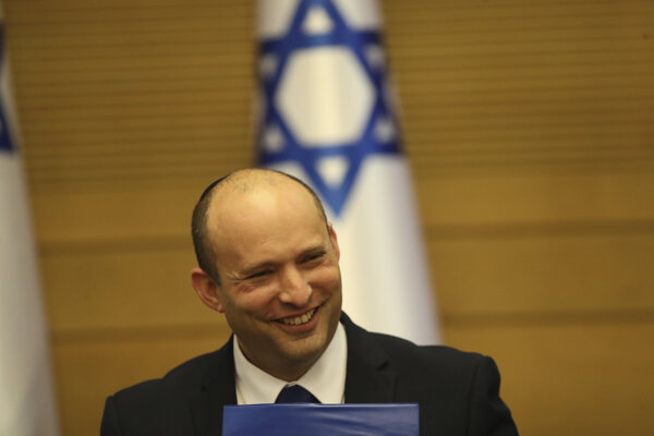 Nový izraelský premiér Bennett pozval Merkelovú na návštevu