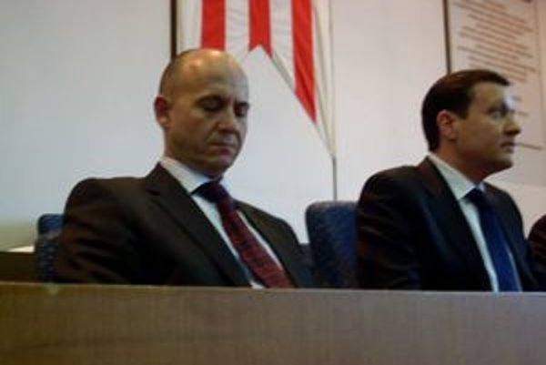 Policajný prezident a minister vnútra v Seredi.