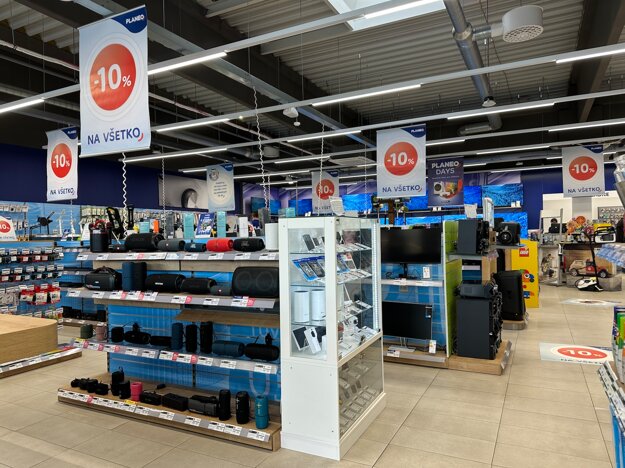 V deň otvorenia nakúpite v novej predajni PLANEO vo Zvolene s 10 % zľavou na všetko. (zdroj: Planeo)