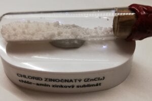 Chlorid zinočnatý