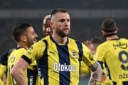 Milan Škriniar v drese Fenerbahce Istanbul.